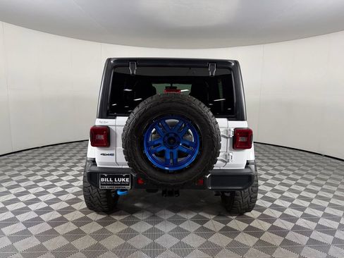 Used 2022 Jeep Wrangler Unlimited Rubicon 4xe w/ Cold Weather Group AWD/4WD image 8