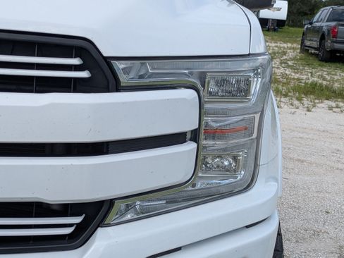 Used 2020 Ford F150 Lariat w/ Equipment Group 502A Luxury AWD/4WD image 10