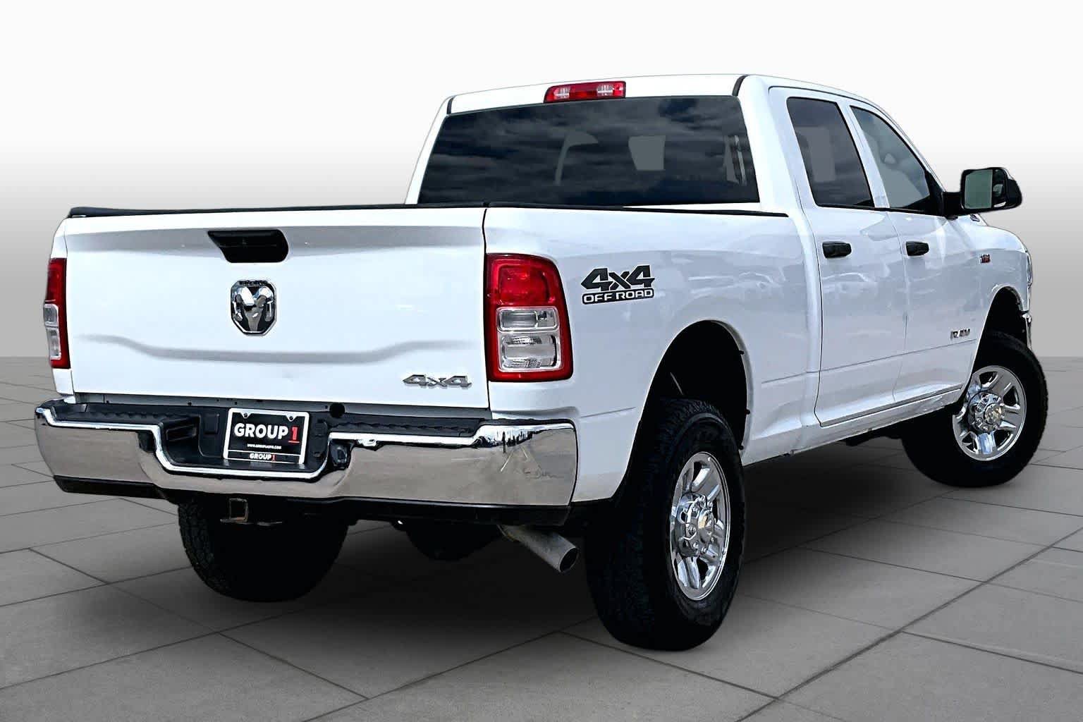 Used 2022 RAM 2500 Tradesman w/ Chrome Appearance Group AWD/4WD image 13