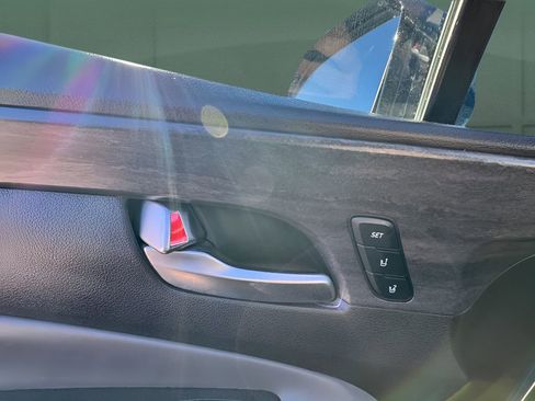 Used 2020 Hyundai Santa Fe Limited image 28