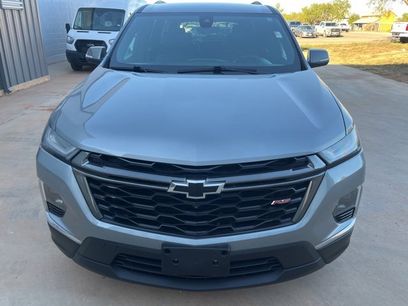Used 2023 Chevrolet Traverse RS