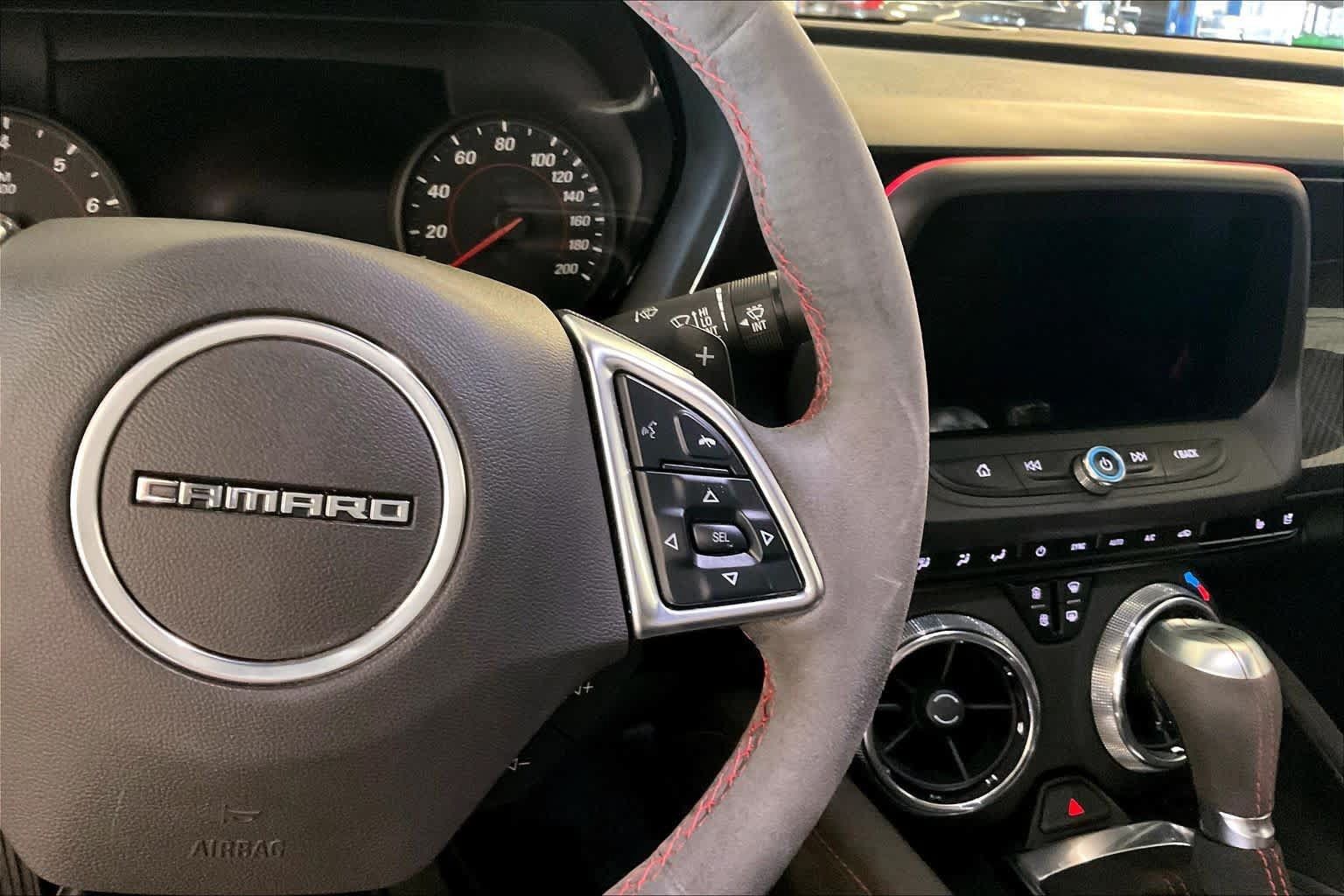 Used 2019 Chevrolet Camaro ZL1 RWD image 21