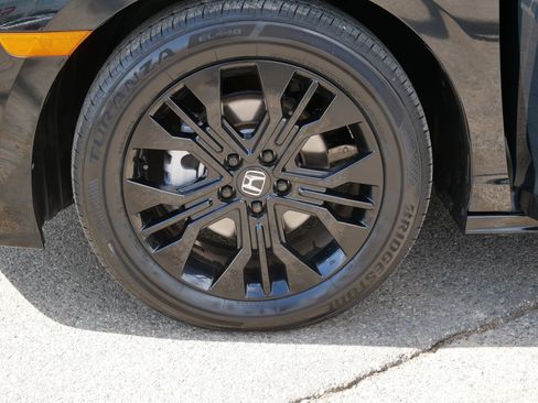 Used 2025 Honda Odyssey Sport-L image 15