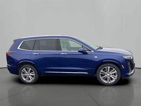 Certified 2024 Cadillac XT6 Premium Luxury w/ Technology Package AWD/4WD image 4