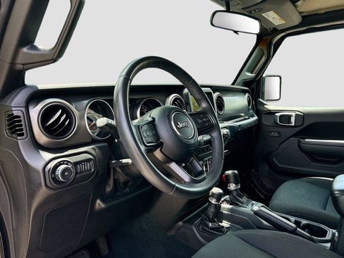 Used 2022 Jeep Wrangler Unlimited Sport AWD/4WD image 24
