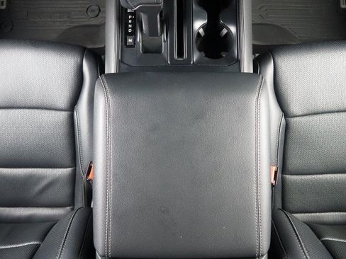 Used 2024 Ford F150 SuperCrew Lariat w/ FX4 Pkg w/ FX4 Off-Road Package AWD/4WD image 29