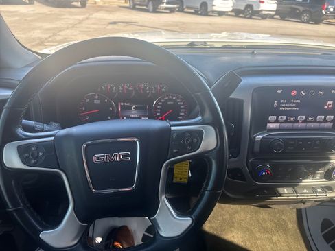 Used 2016 GMC Sierra 1500 SLE w/ SLE Value Package image 18