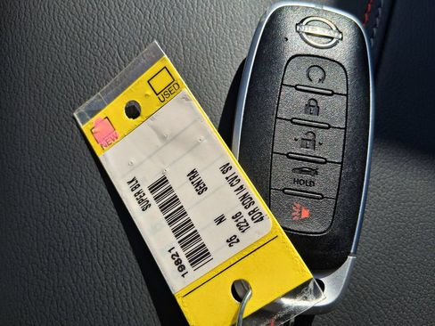 New 2026 Nissan Sentra SR w/ Floor Mat Package FWD image 32