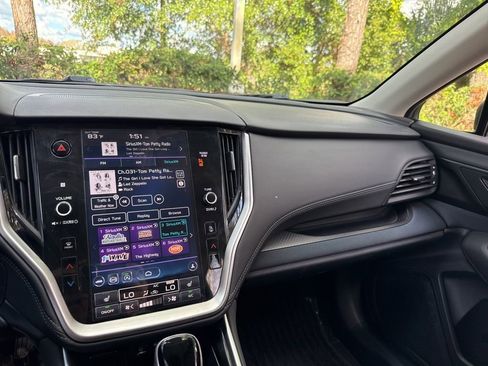 Used 2022 Subaru Outback Premium image 39