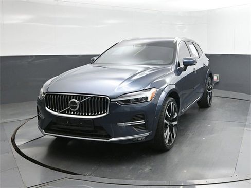 Used 2023 Volvo XC60 B5 Ultimate w/ Protection Package Premier image 30