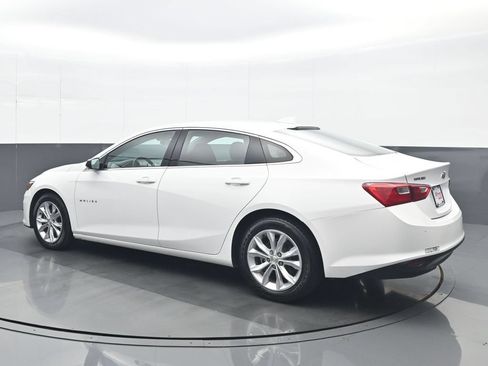 Used 2025 Chevrolet Malibu LT FWD image 4