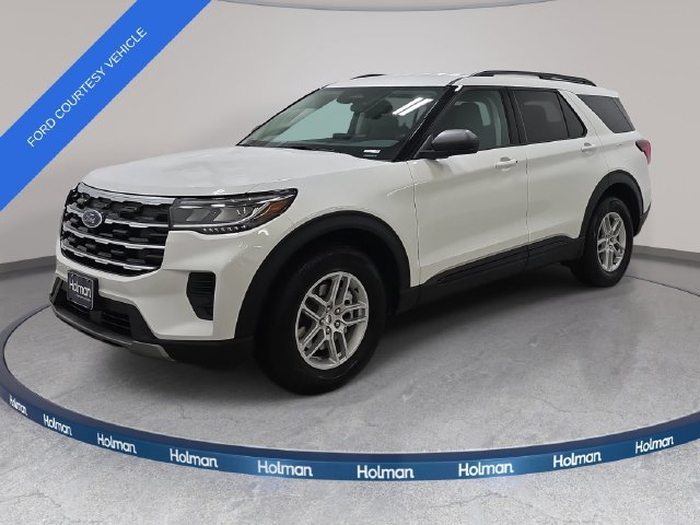 Used 2026 Ford Explorer Active AWD/4WD image 1