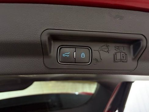 Used 2022 Ford Explorer ST w/ Equipment Group 401A AWD/4WD image 12