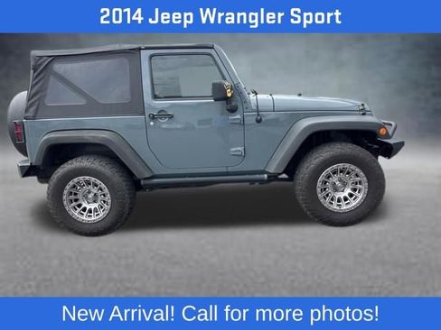 Used 2014 Jeep Wrangler Sport w/ 32" Tire & Wheel Group AWD/4WD image 2