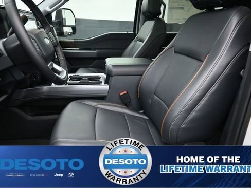 New 2025 Ford F250 Lariat w/ Lariat Ultimate Package AWD/4WD image 24