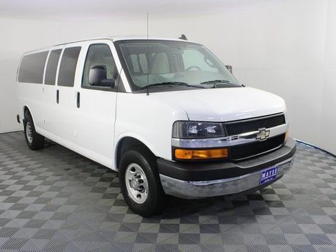 Used 2016 Chevrolet Express 3500 LT w/ LT Preferred Equipment Group image 21