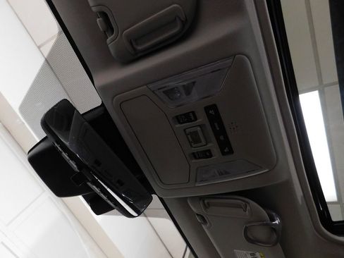 Used 2020 Toyota RAV4 Limited w/ Carpet Mat Package image 63