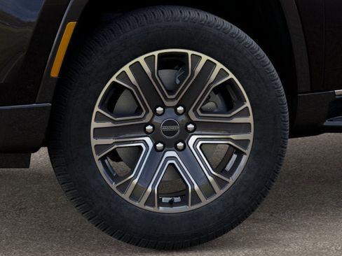 New 2025 Jeep Wagoneer 4WD w/ HD Trailer Tow Package image 25