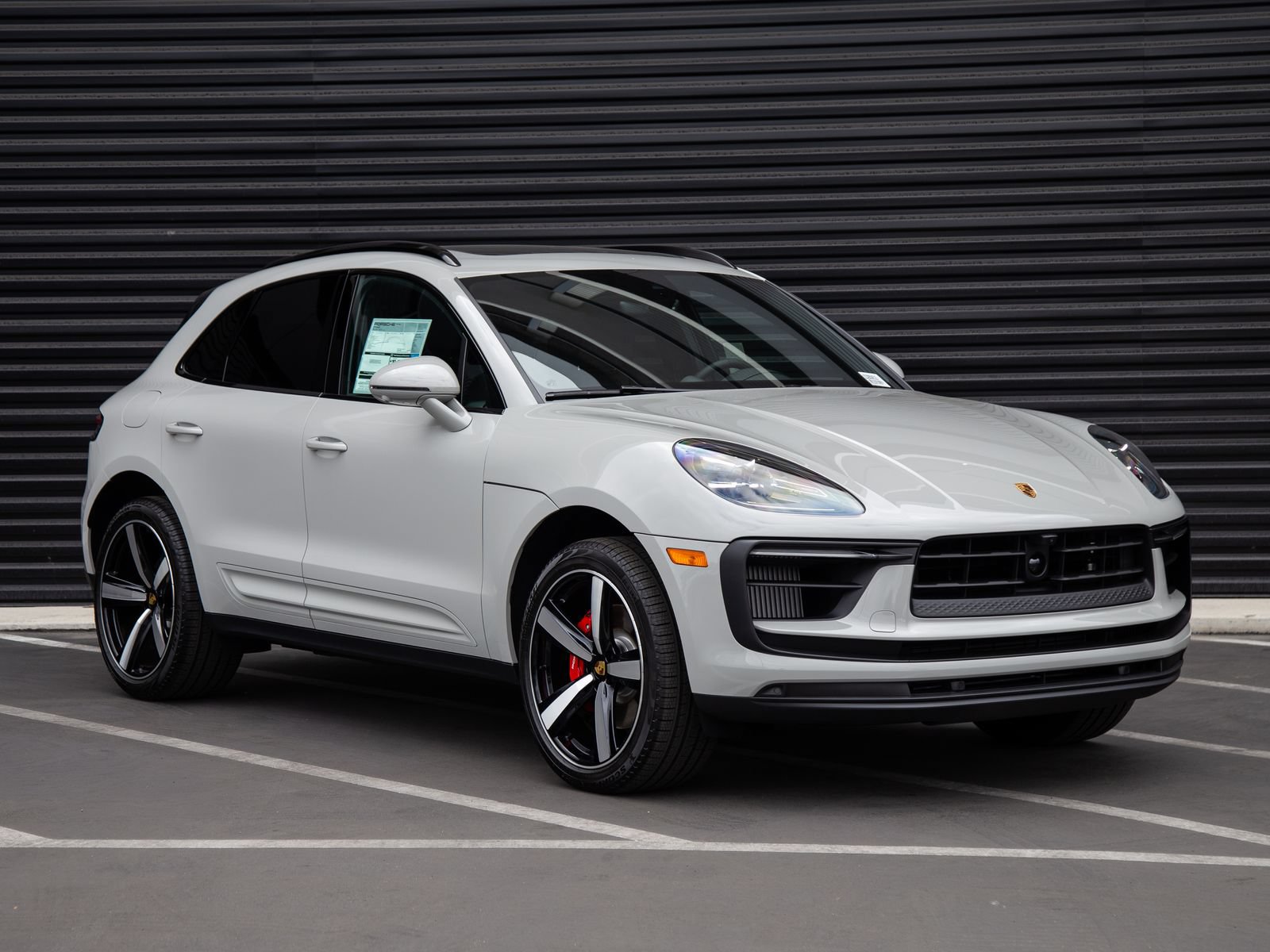 Used 2026 Porsche Macan S AWD/4WD image 9