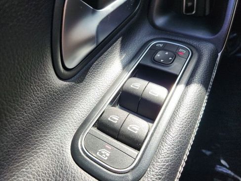 Used 2019 Mercedes-Benz A 220 image 32