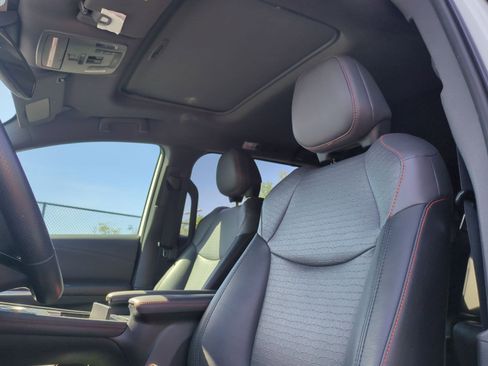 Used 2021 Toyota Sienna XSE image 14