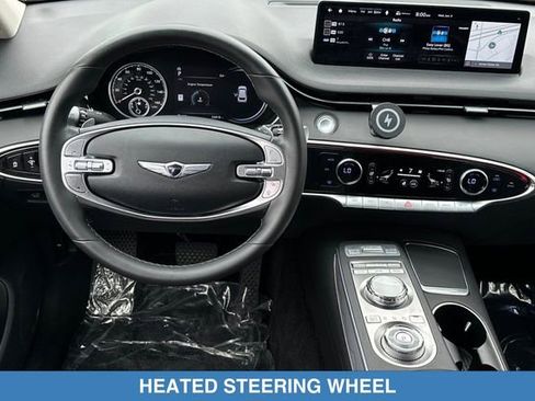 Used 2022 Genesis GV70 2.5T w/ Advanced Package AWD/4WD image 15