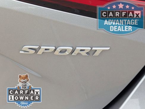 Used 2023 Honda Civic Sport image 29