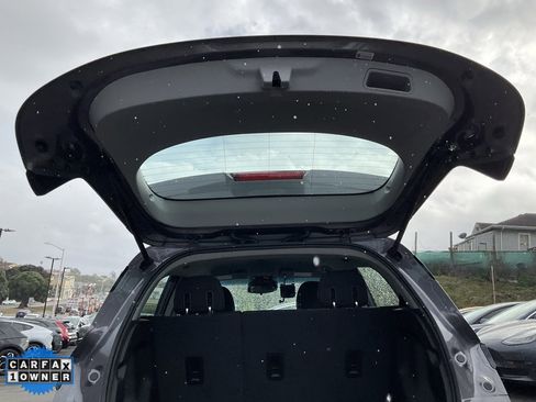 Used 2023 Chevrolet Bolt LT image 9