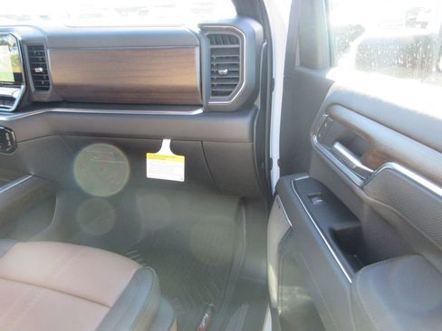 New 2026 Chevrolet Silverado 3500 High Country w/ High Country Premium Package image 21