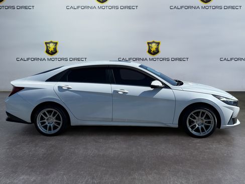 Used 2021 Hyundai Elantra Limited FWD image 6