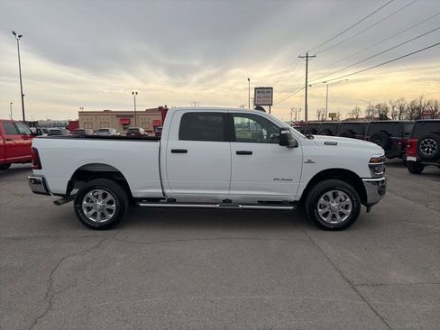 New 2026 RAM 2500 Big Horn AWD/4WD image 7