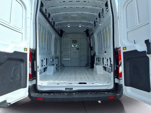Used 2025 Ford Transit 250 148 High Roof Extended RWD image 8