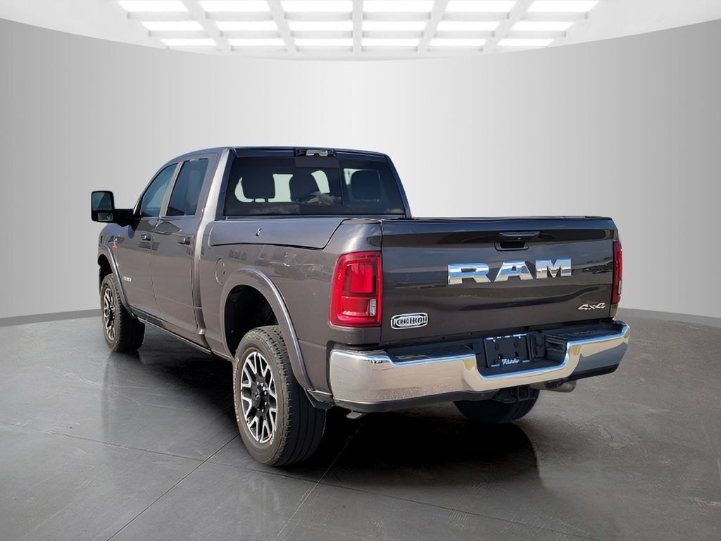 Used 2025 RAM 2500 Limited AWD/4WD image 3