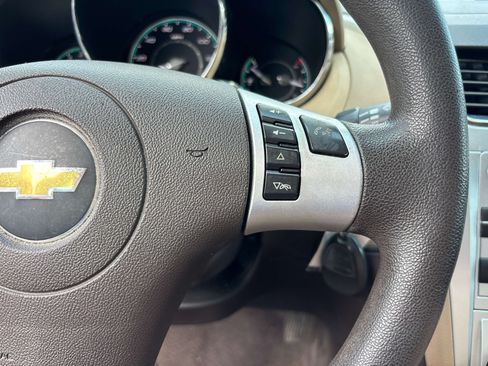Used 2011 Chevrolet Malibu LS FWD image 15
