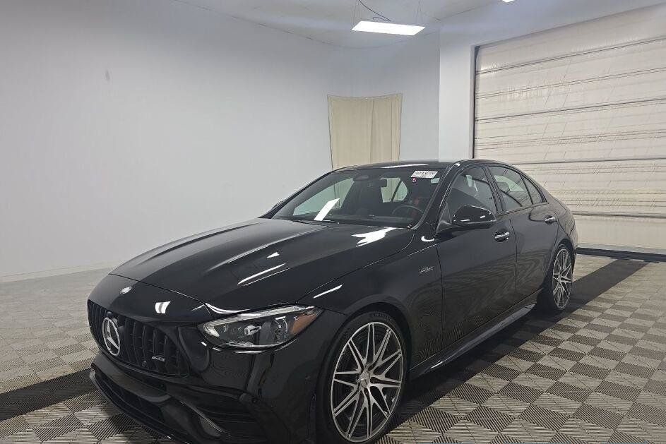 Used 2024 Mercedes-Benz C 43 AMG 4MATIC Sedan image 2
