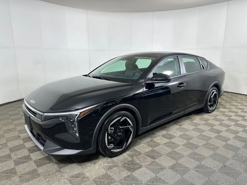 Used 2025 Kia K4 EX image 7