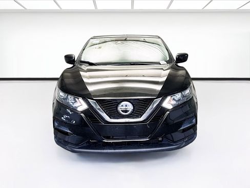 Used 2021 Nissan Rogue Sport S image 2