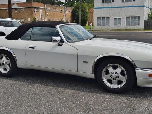 Used 1995 Jaguar XJS 4.0 Convertible image 9