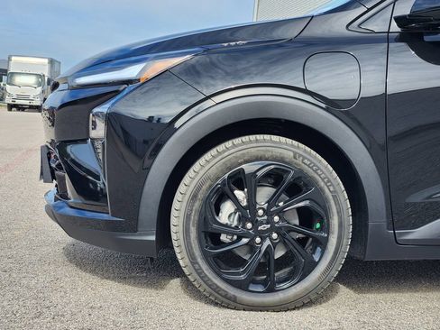 New 2027 Chevrolet Bolt RS w/ Technology Package FWD image 5