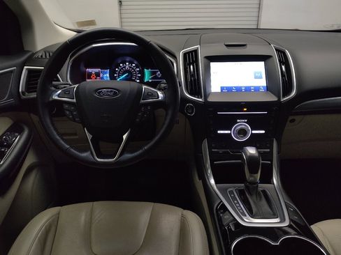 Used 2017 Ford Edge Titanium w/ Equipment Group 302A FWD image 22