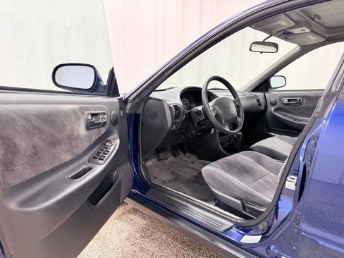 Used 1997 Acura Integra LS image 10