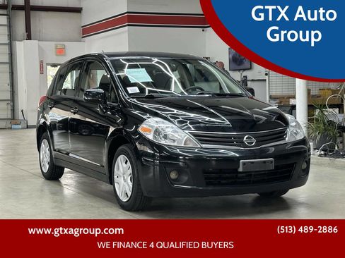 Used 2011 Nissan Versa 1.8 S image 1