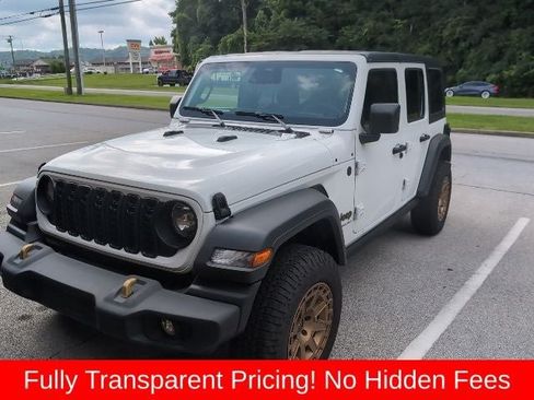 Used 2026 Jeep Wrangler Unlimited Sport AWD/4WD image 3