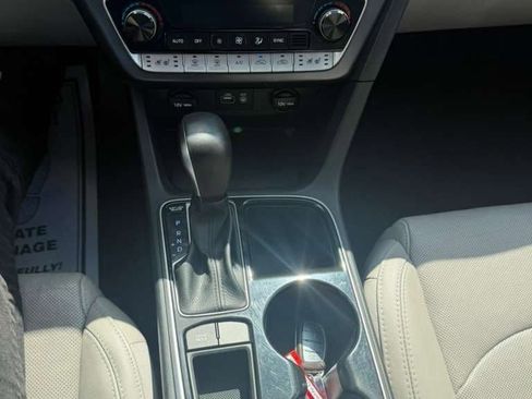 Used 2018 Hyundai Sonata Limited FWD image 25