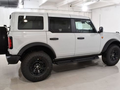 New 2026 Ford Bronco Badlands AWD/4WD image 11