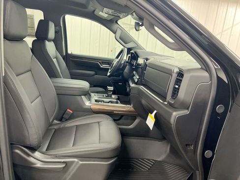 New 2026 Chevrolet Silverado 1500 RST w/ Convenience Package II AWD/4WD image 22