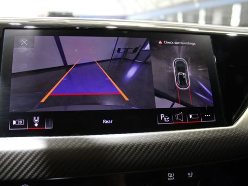 Used 2023 Audi e-tron GT Prestige AWD/4WD image 37