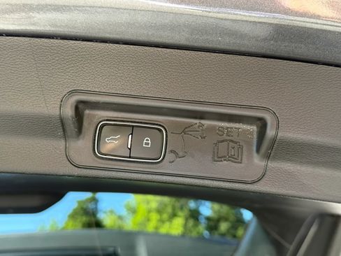 Used 2020 Ford Explorer ST w/ ST Street Pack AWD/4WD image 39