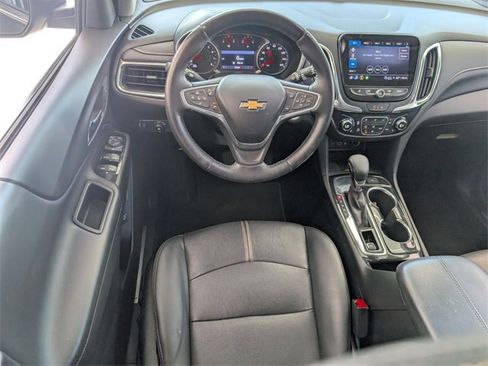 Certified 2022 Chevrolet Equinox Premier image 10