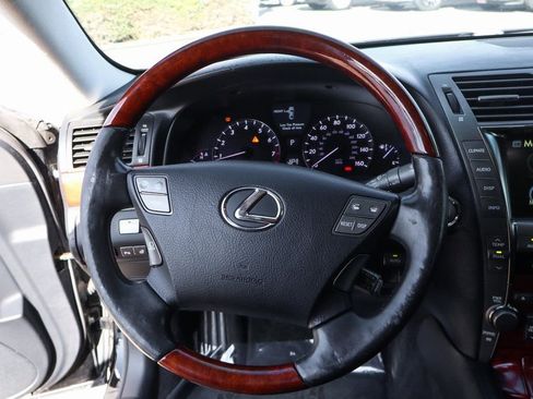 Used 2008 Lexus LS 460 image 23